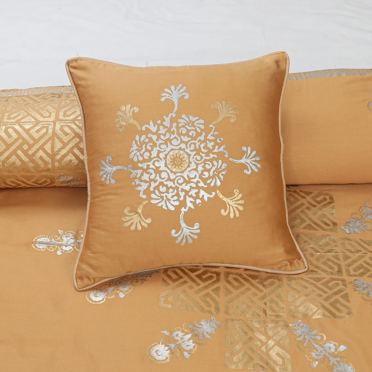 8-Piece Silk Satin Bridal Bedset with Exquisite Block Printing