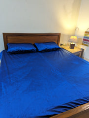 Velvet Fitted Bedsheets- Blue Glossy